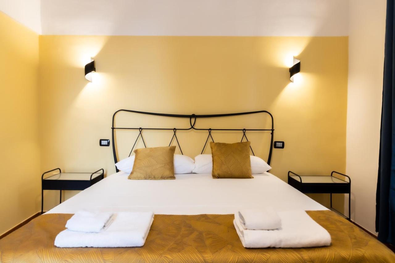 Ferienwohnung Sebeto Duomo Neapel Exterior foto